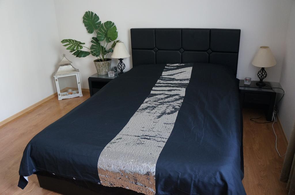 Apartament Na Ratajach Poznan Room photo